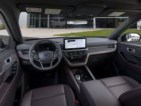 New 2026 Ford Explorer Platinum w/ LUX Leather Package AWD/4WD image 9