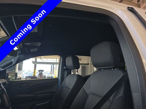 Used 2024 Chevrolet Colorado W/T image 14