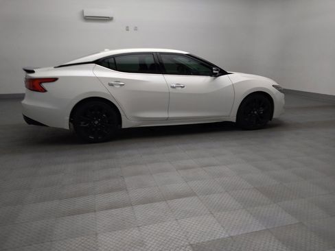 Used 2017 Nissan Maxima SR w/ Midnight Edition FWD image 10