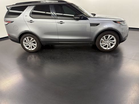 Used 2020 Land Rover Discovery SE AWD/4WD image 8