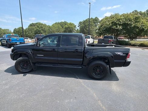 Used 2012 Toyota Tacoma 4x4 Double Cab w/ TRD Sport Pkg image 16