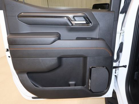 Used 2023 GMC Sierra 1500 AT4 w/ AT4 Preferred Package image 16