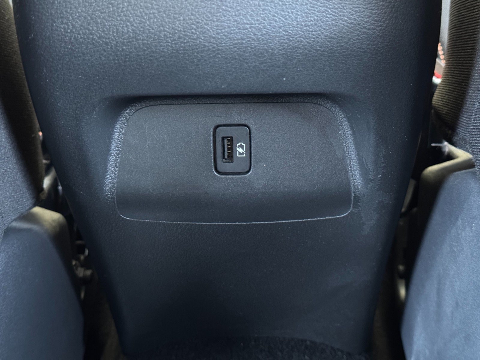 Used 2020 Nissan Sentra SR FWD image 27