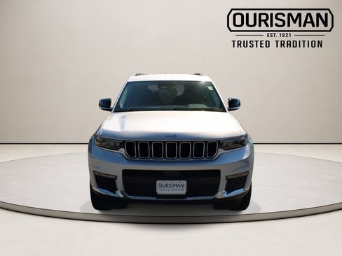 Used 2022 Jeep Grand Cherokee L Limited AWD/4WD image 4