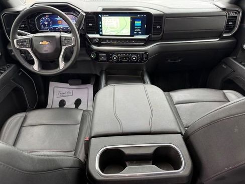 Used 2025 Chevrolet Silverado 2500 LTZ w/ LTZ Premium Package image 13