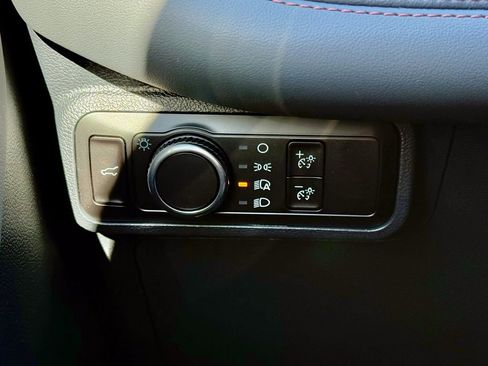 New 2026 Ford Explorer Active image 28