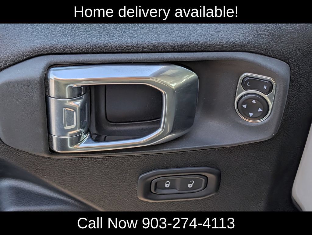 Used 2026 Jeep Wrangler Unlimited Rubicon AWD/4WD image 22