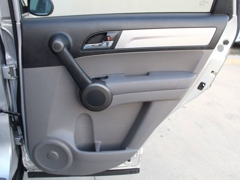 Used 2011 Honda CR-V SE image 30