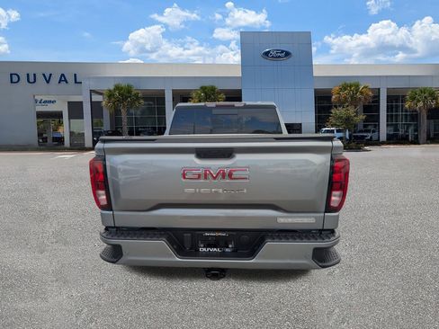 Used 2024 GMC Sierra 1500 Elevation w/ Elevation Premium Package image 5