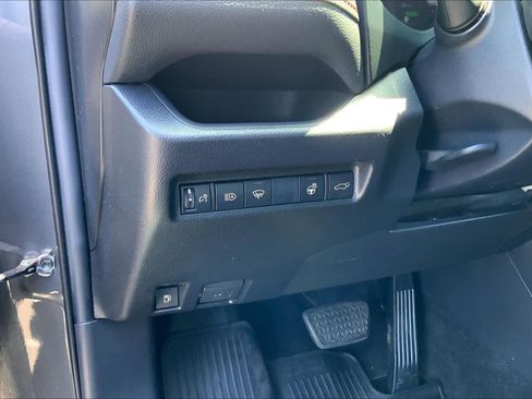 Used 2021 Toyota RAV4 SE w/ Weather & Moonroof Package AWD/4WD image 35