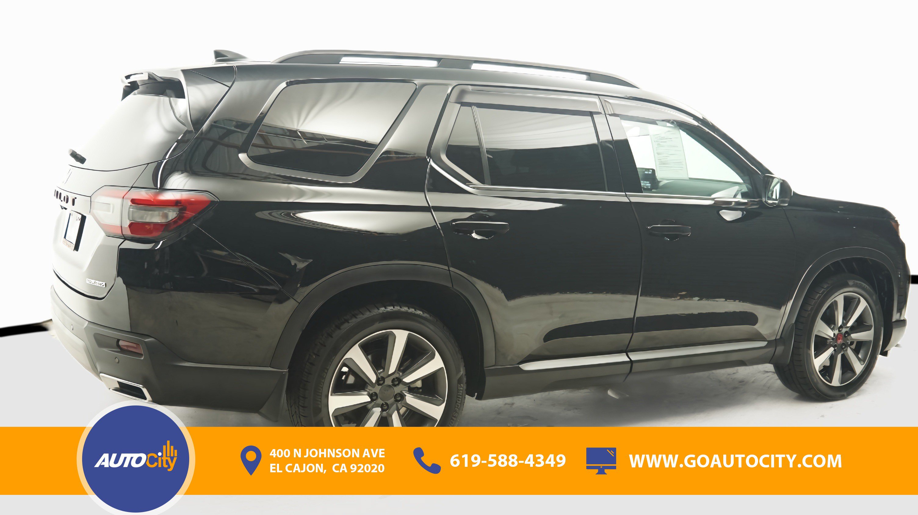 Used 2023 Honda Pilot Touring image 6