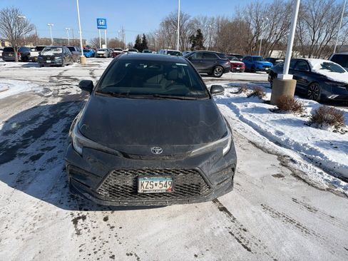 Used 2023 Toyota Corolla SE image 2
