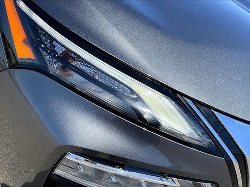 Used 2022 Nissan Rogue SL AWD/4WD image 38