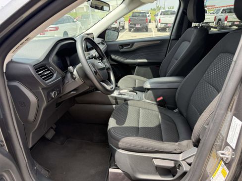Used 2025 Ford Escape Active AWD/4WD image 25