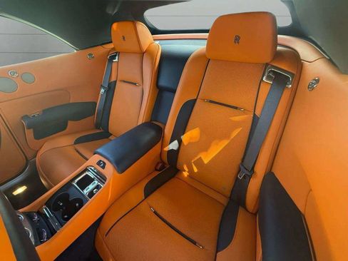 Used 2018 Rolls-Royce Dawn image 31