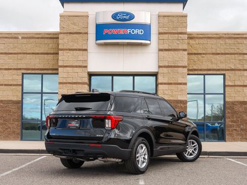 New 2026 Ford Explorer Active image 6