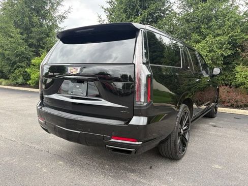 Certified 2025 Cadillac Escalade ESV Sport Platinum AWD/4WD image 9