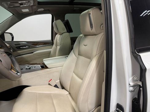 Used 2021 Cadillac Escalade ESV Sport Platinum image 56