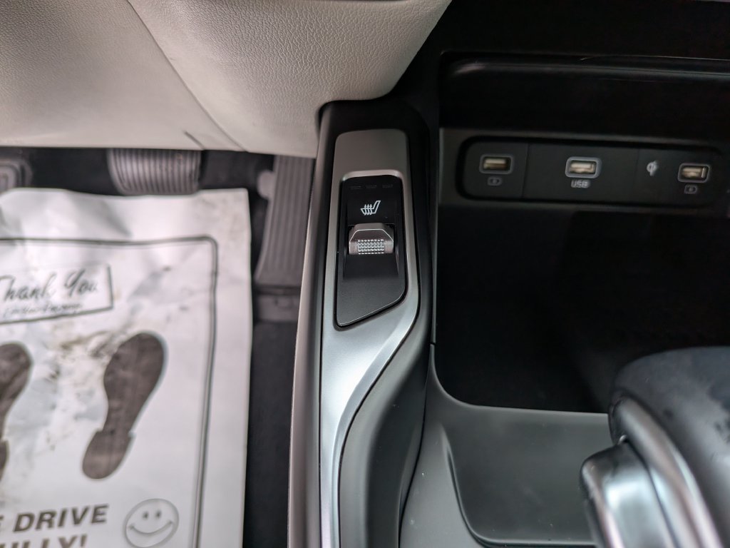 Certified 2023 Kia Sorento EX FWD image 28