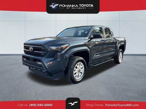 Used 2025 Toyota Tacoma SR5 image 1