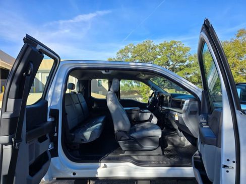 New 2024 Ford F550 4x4 SuperCab Super Duty image 57