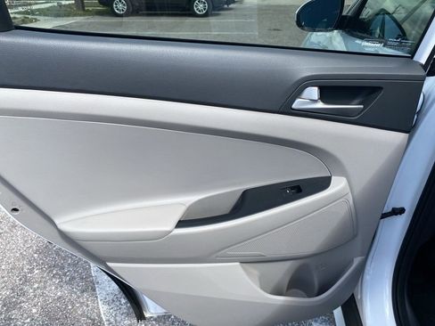 Used 2019 Hyundai Tucson SEL image 12