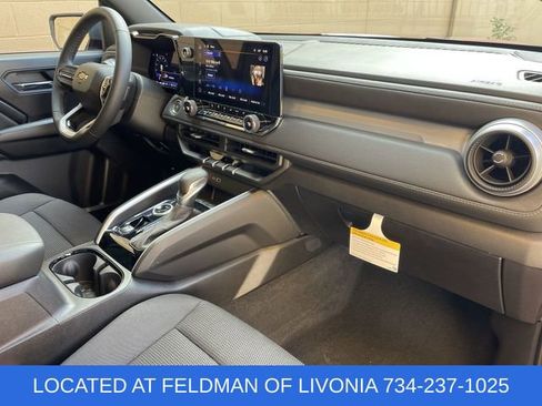 Used 2025 Chevrolet Colorado LT image 28