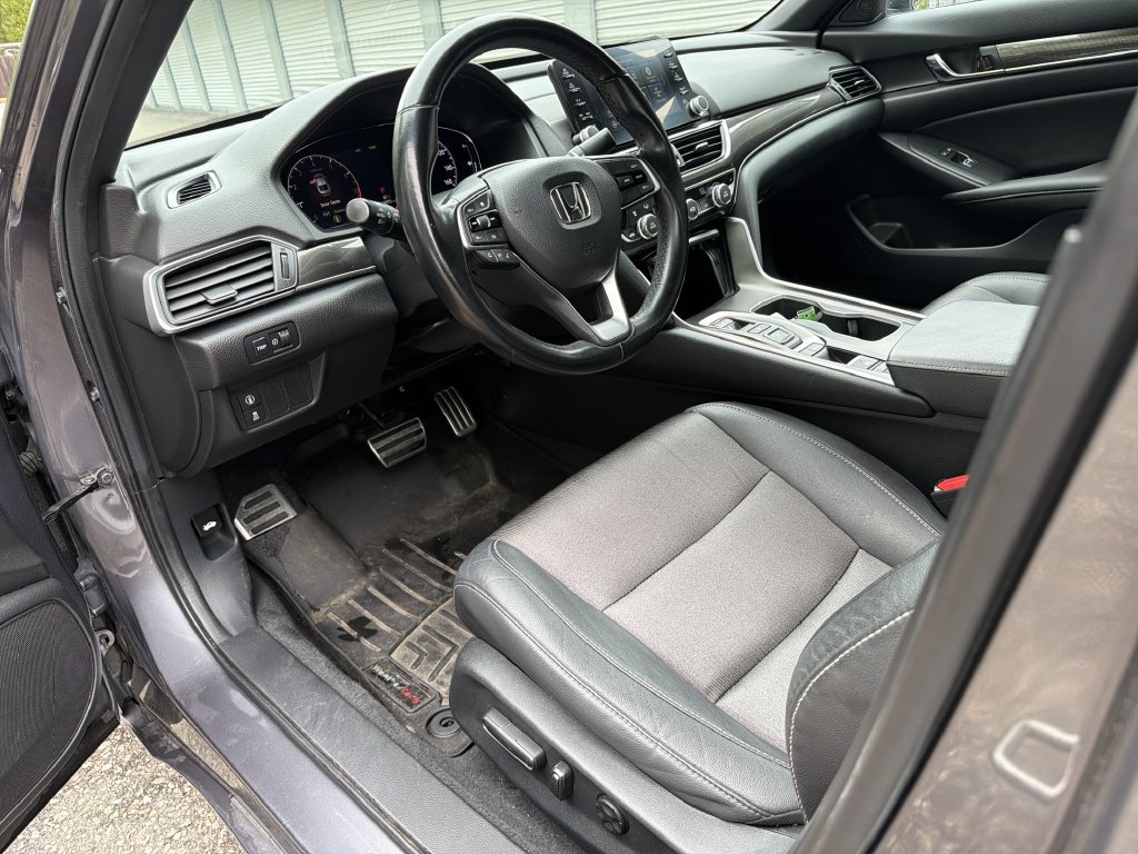 Used 2020 Honda Accord Sport image 9