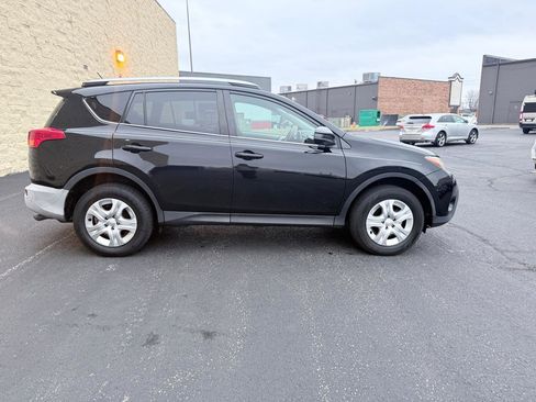 Used 2013 Toyota RAV4 LE image 6