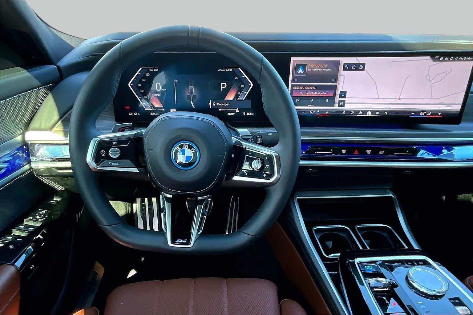 Used 2023 BMW i7 xDrive60 AWD/4WD image 5