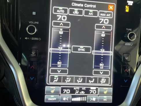 Used 2024 Subaru Legacy Premium AWD/4WD image 8