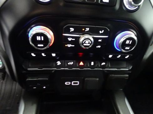 Used 2021 GMC Sierra 2500 SLT image 11