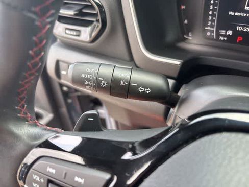 Used 2025 Honda Pilot Black Edition image 15