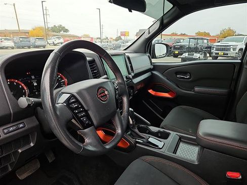 Used 2023 Nissan Frontier Pro-X w/ Technology Package image 13