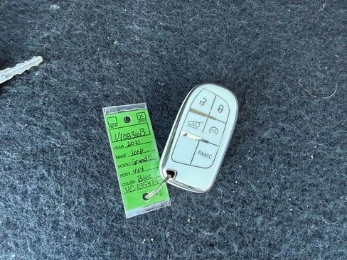 Used 2021 Jeep Grand Cherokee Limited image 15