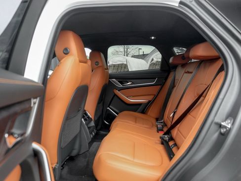 New 2026 Jaguar F-PACE R-Dynamic S image 16