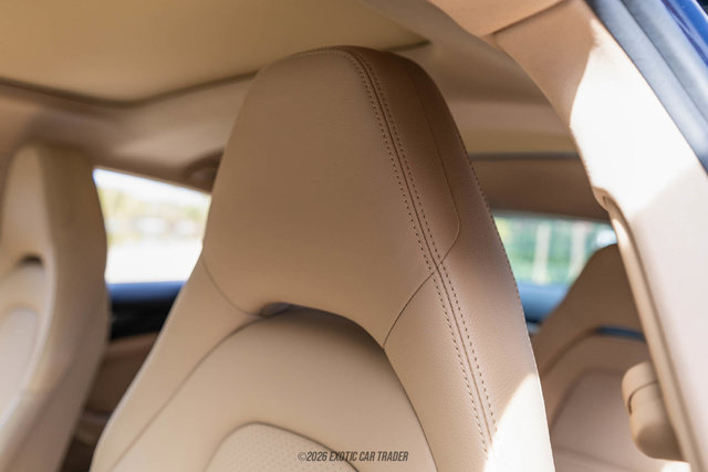 Used 2017 Porsche Panamera 4 AWD/4WD image 57