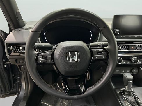 Used 2025 Honda Civic Sport image 15