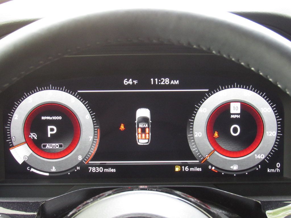 Used 2025 Nissan Pathfinder Platinum AWD/4WD image 25