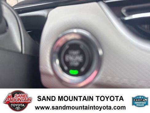 Used 2025 Chevrolet TrailBlazer LT w/ Driver Confidence Package image 17