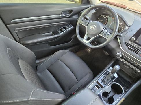 Used 2022 Nissan Altima 2.5 SV w/ SV Premium Package FWD image 80