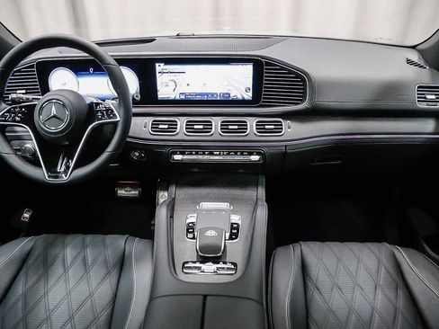 New 2026 Mercedes-Benz Maybach GLS 600 4MATIC image 12
