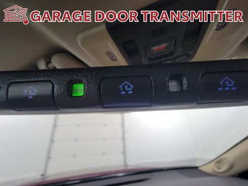 Used 2018 Toyota Camry XLE w/ Audio Package FWD image 30