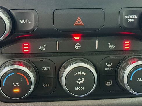 Used 2022 RAM 1500 Big Horn AWD/4WD image 20