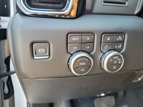 New 2026 GMC Sierra 3500 Denali image 26