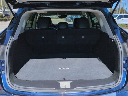 Used 2023 Nissan Murano SV image 13