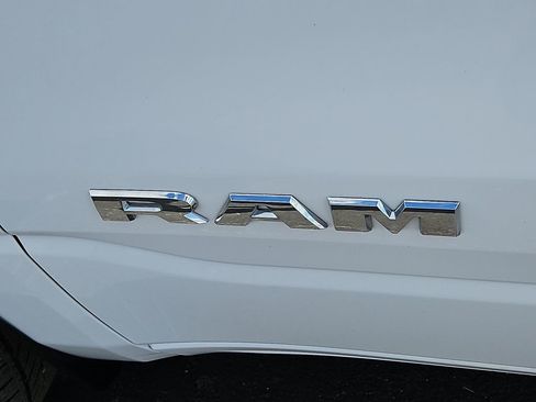 Used 2021 RAM 1500 Big Horn AWD/4WD image 15