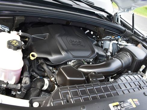 Used 2024 Jeep Grand Cherokee L Summit image 35