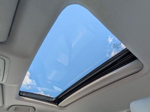 Used 2019 Honda Accord EX image 14