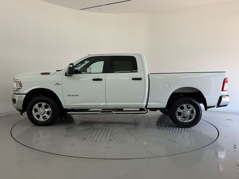 Used 2024 RAM 2500 Big Horn AWD/4WD image 2